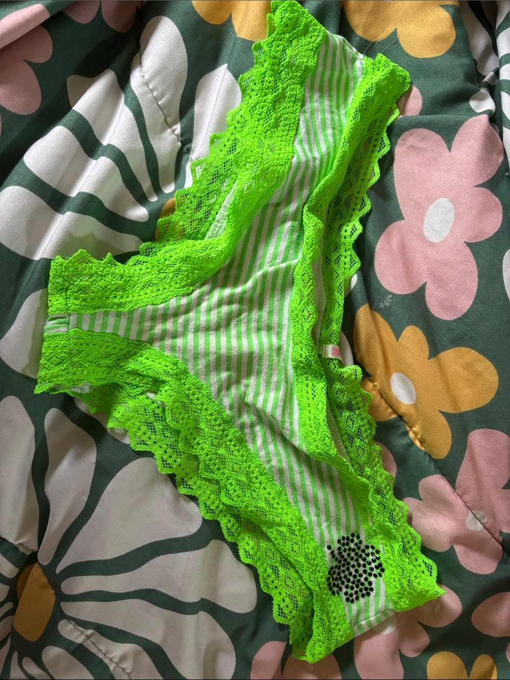 Victoria’s Secret Pink - Neon Green Extra Low Rise Hipster - Large - Well Worn